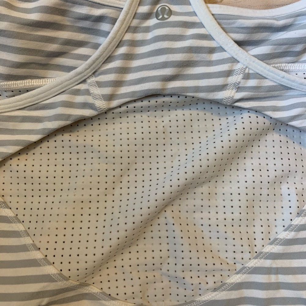 Lululemon Tank Top - Picture 3 of 6